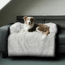 Last inn bildet i Galleri-visningsprogrammet, MrFluffyFriend™ - Fluffy sofatrekk for hunder og katter
